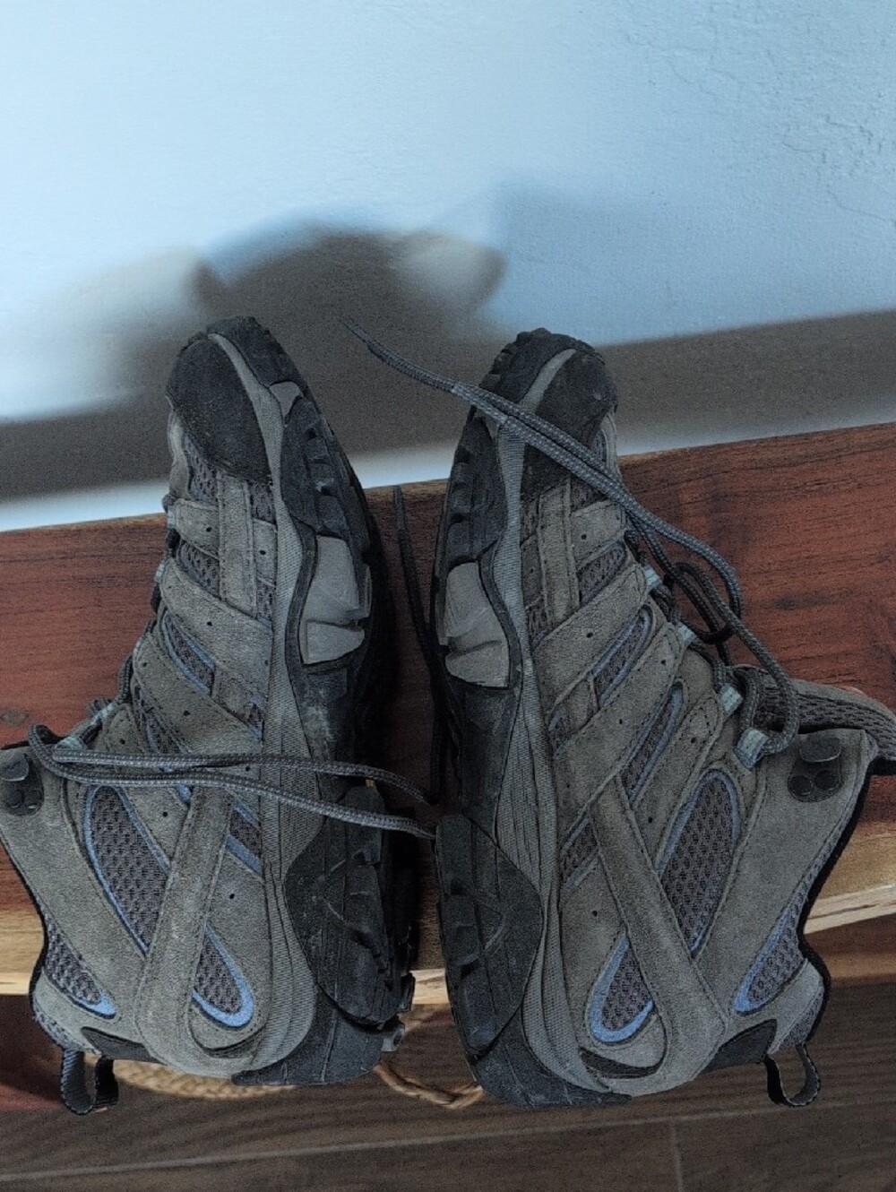 Merrell Womens Gray and Black Waterproof Hiking Shoes Boots Size 8.5 J06054 - Picture 8 of 9
